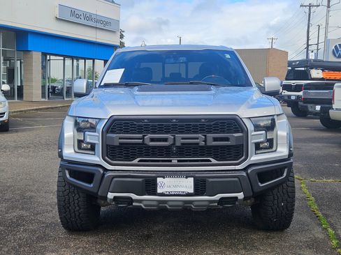 Used 2019 Ford F150 Raptor w/ Equipment Group 802A Luxury AWD/4WD image 8