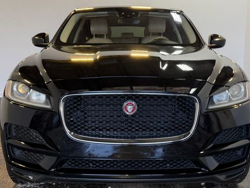 Used 2018 Jaguar F-PACE Premium AWD/4WD image 3