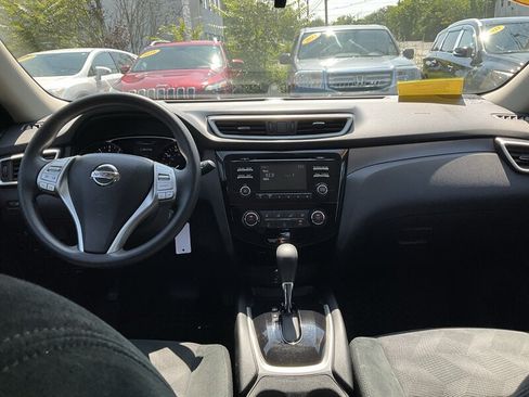 Used 2016 Nissan Rogue S AWD/4WD image 15