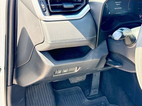 Used 2023 Toyota RAV4 XLE FWD image 11