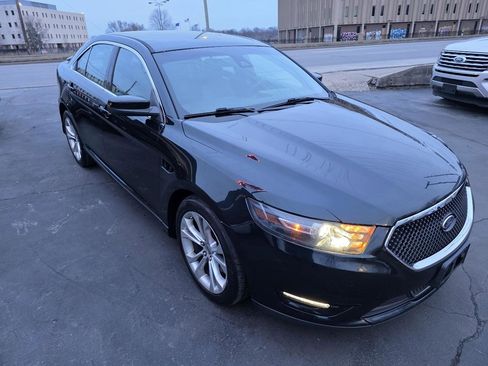 Used 2014 Ford Taurus SHO w/ Equipment Group 401A image 11
