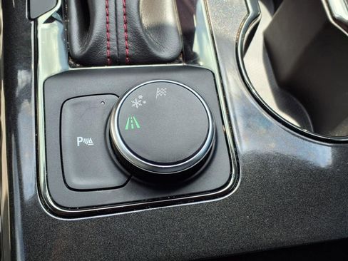 Used 2020 Chevrolet Blazer RS image 19