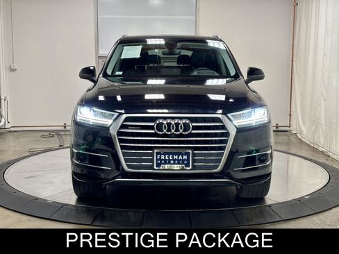 Used 2019 Audi Q7 3.0T Prestige AWD/4WD image 3