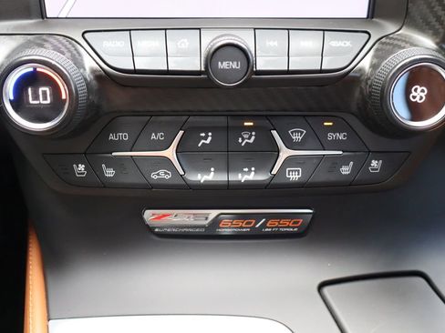 Used 2015 Chevrolet Corvette Z06 w/ 2LZ Preferred Equipment Group RWD image 9