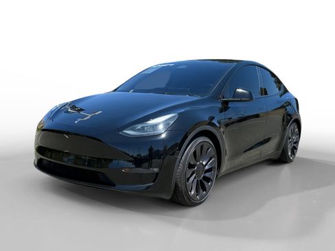 Used 2024 Tesla Model Y Performance AWD/4WD image 1