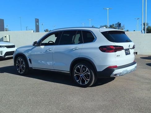 New 2026 BMW X5 sDrive40i w/ Climate Comfort Package image 8