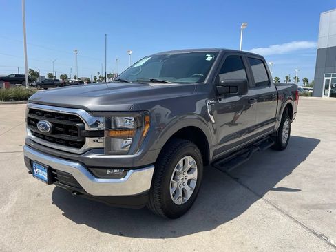 Used 2023 Ford F150 4x4 SuperCrew image 3