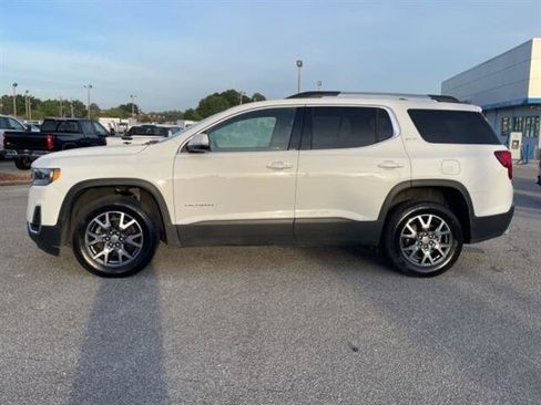 Used 2023 GMC Acadia SLT image 4