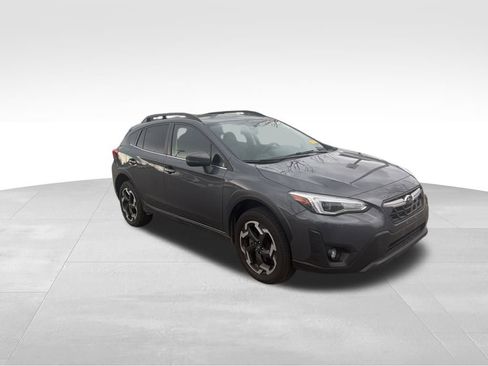 Used 2023 Subaru Crosstrek 2.5i Limited w/ Moonroof Package image 3