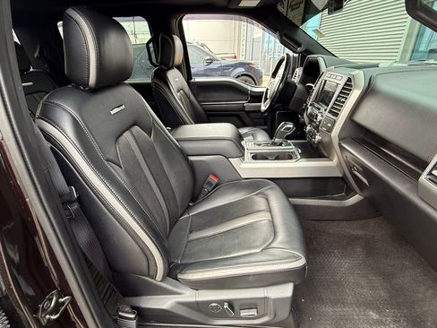 Used 2019 Ford F150 Platinum w/ Equipment Group 701A Luxury image 18