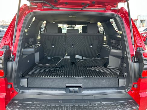 Certified 2025 Toyota 4Runner 4WD image 23