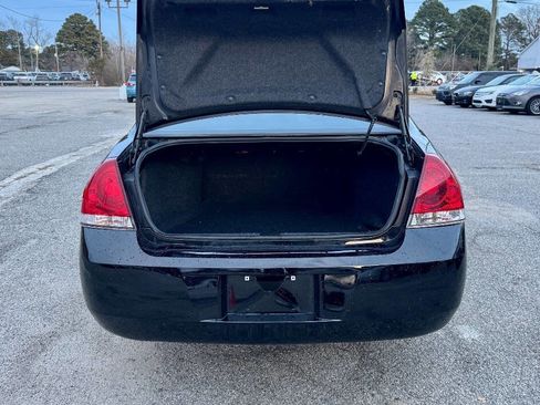 Used 2011 Chevrolet Impala LT image 9