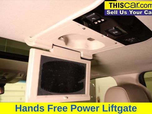 Used 2017 GMC Yukon SLT w/ Open Road Package image 20