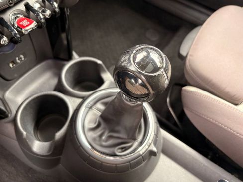 Used 2014 MINI Cooper S image 18