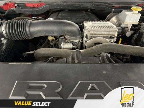 Used 2020 RAM 1500 Laramie AWD/4WD image 32