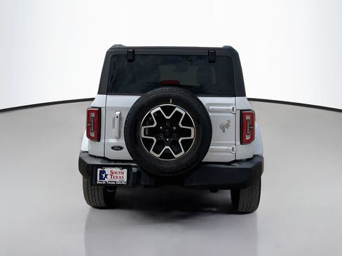 Used 2024 Ford Bronco Outer Banks AWD/4WD image 6