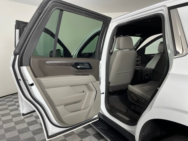 Used 2025 Chevrolet Tahoe LT RWD image 39