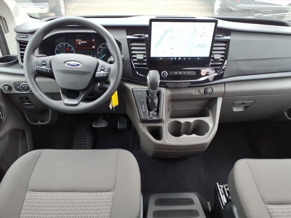 Used 2023 Ford Transit 350 XLT RWD image 9