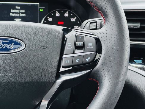 Used 2023 Ford Explorer ST-Line image 23