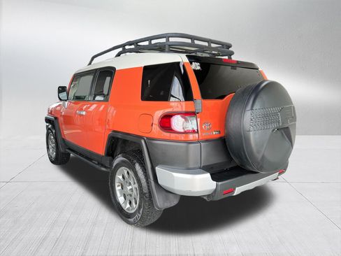 Used 2013 Toyota FJ Cruiser 4WD image 6