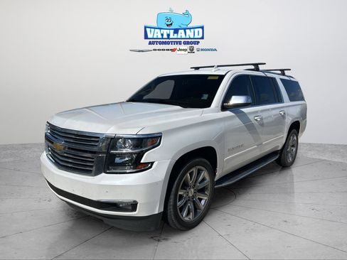 Used 2019 Chevrolet Suburban Premier image 20