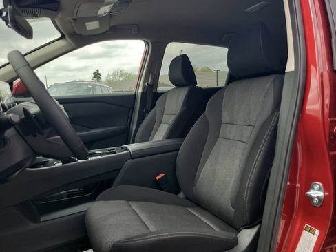 Used 2026 Nissan Rogue SV w/ Cold Weather Package AWD/4WD image 20