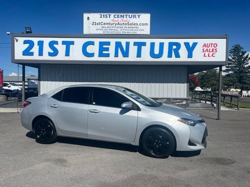 Used 2017 Toyota Corolla LE w/ Protection Package FWD image 1