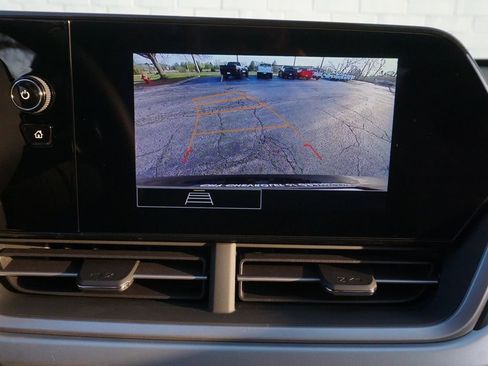 New 2026 Chevrolet Trax RS FWD image 17