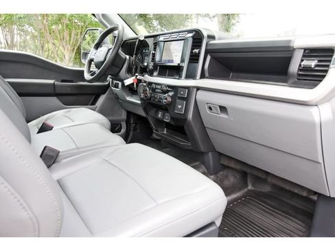 Used 2023 Ford F250 XL w/ 360-Degree Camera Package AWD/4WD image 7