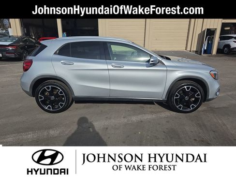Used 2019 Mercedes-Benz GLA 250 image 12