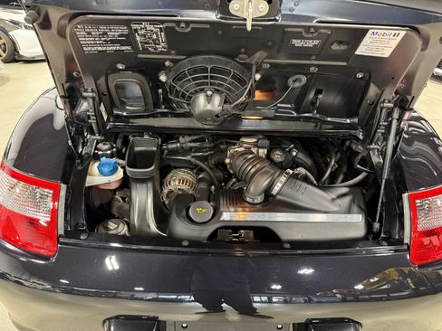 Used 2006 Porsche 911 Carrera image 40