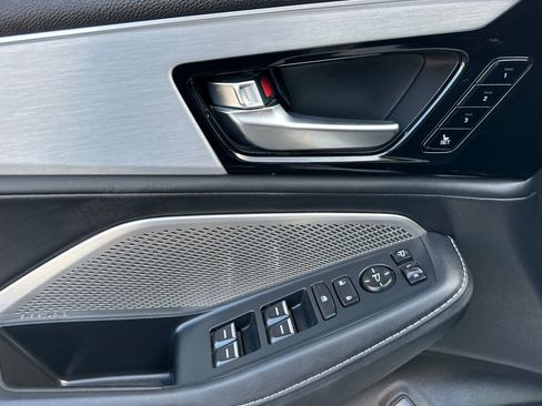 Used 2023 Acura MDX FWD w/ Technology Package image 11