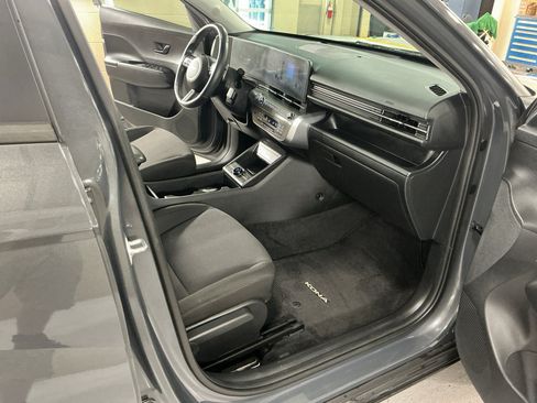 Certified 2024 Hyundai Kona SEL w/ Convenience Package AWD/4WD image 16
