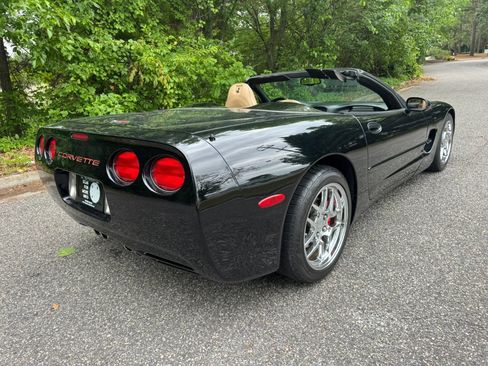 Used 2002 Chevrolet Corvette Convertible w/ Preferred Equipment Group2 RWD image 15