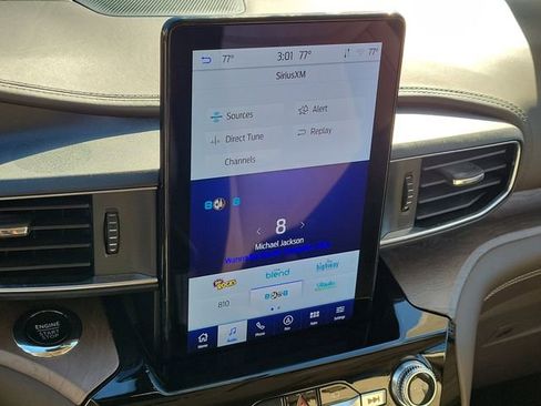 Used 2023 Ford Explorer Platinum w/ Technology Package image 20