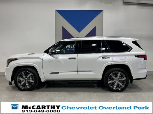 Used 2023 Toyota Sequoia Capstone image 8