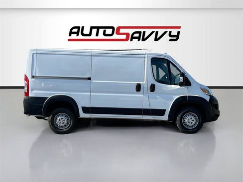 Used 2024 RAM ProMaster 3500 w/ Convenience Group image 8