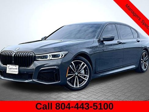 Used 2020 BMW 750i xDrive w/ Executive Package image 1