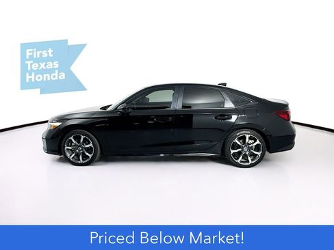 Used 2025 Honda Civic Sport Touring image 4