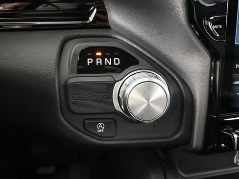 Used 2025 RAM 1500 Laramie w/ Night Edition image 22