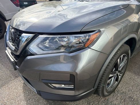 Used 2018 Nissan Rogue SL AWD/4WD image 2