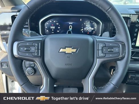 New 2026 Chevrolet Silverado 1500 High Country AWD/4WD image 13