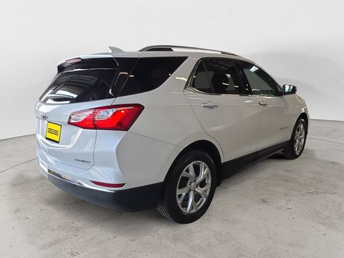 Used 2020 Chevrolet Equinox Premier FWD image 5