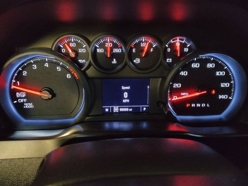 Used 2021 Chevrolet Silverado 1500 Custom AWD/4WD image 23