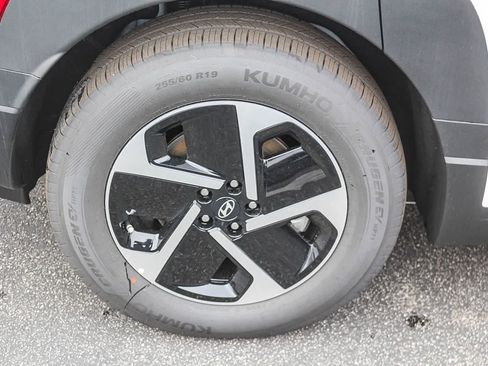New 2026 Hyundai Ioniq 9 SE AWD/4WD image 9