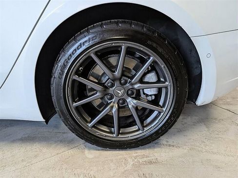 Used 2020 Tesla Model 3 Long Range AWD/4WD image 14