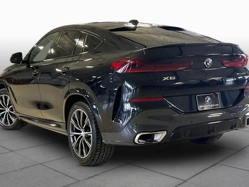 Used 2025 BMW X6 xDrive40i w/ Climate Comfort Package AWD/4WD image 11