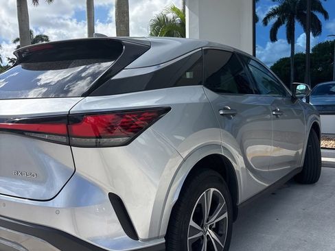 Certified 2025 Lexus RX 350 FWD w/ Technology Package image 19