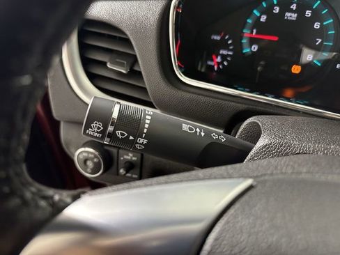 Used 2016 Chevrolet Traverse LT w/ Traveler's Package image 16