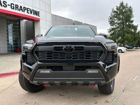 New 2026 Toyota Tacoma TRD Off-Road AWD/4WD image 3